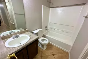 7424 Cayenne Ln, Austin, TX 78741 - Photo 11