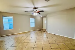 7424 Cayenne Ln, Austin, TX 78741 - Photo 3