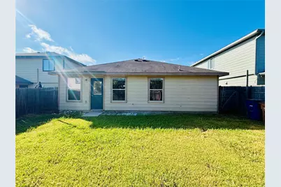 7424 Cayenne Lane, Austin, TX 78741 - Photo 19