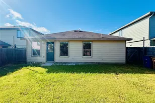 7424 Cayenne Ln, Austin, TX 78741 - Photo 19