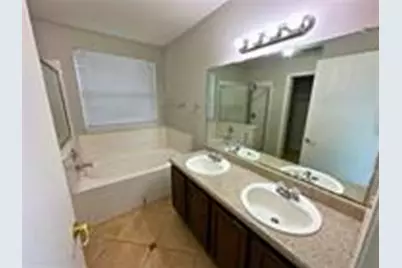 7424 Cayenne Lane, Austin, TX 78741 - Photo 13