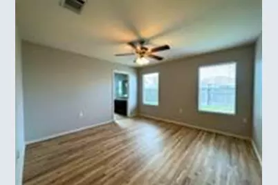 7424 Cayenne Lane, Austin, TX 78741 - Photo 7