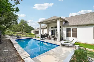 134 High Point Cir, Spring Branch, TX 78070 - Photo 17