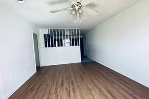 7402 Geneva Dr, Austin, TX 78723 - Photo 3