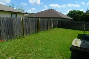 2221 Creekside Ln, Georgetown, TX 78626 - Photo 19