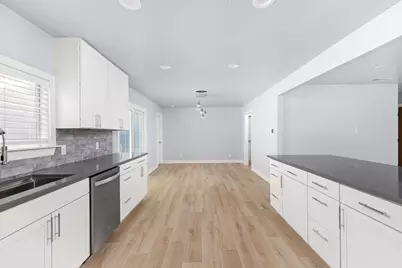 2605 Friar Tuck Lane, Austin, TX 78704 - Photo 11