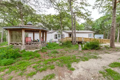319 Green Oaks Drive, Bastrop, TX 78602 - Photo 3