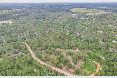 319 Green Oaks Drive, Bastrop, TX 78602 - Photo 21