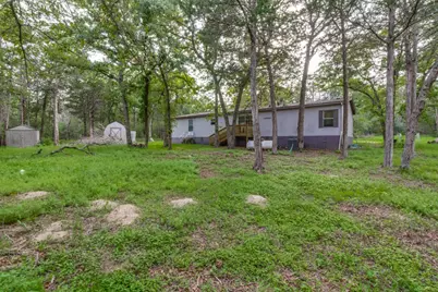319 Green Oaks Drive, Bastrop, TX 78602 - Photo 13