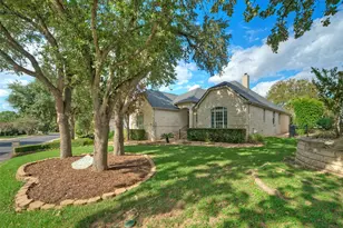10813 River Plantation Dr, Austin, TX 78747 - Photo 9