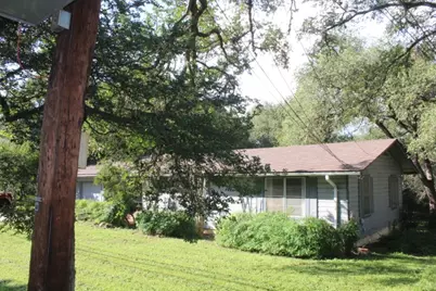 1306 Alamo Street, San Marcos, TX 78666 - Photo 3