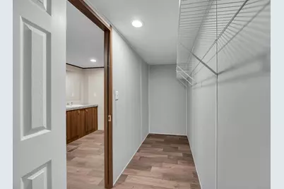 211 Overhill Road, Bastrop, TX 78602 - Photo 15