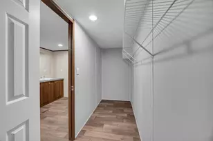 211 Overhill Rd, Bastrop, TX 78602 - Photo 15