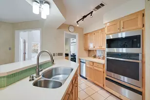 5731 Misty Hill Cove, Austin, TX 78759 - Photo 11