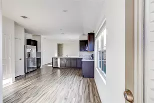 545 Greatest Gift Wy, Jarrell, TX 76537 - Photo 17