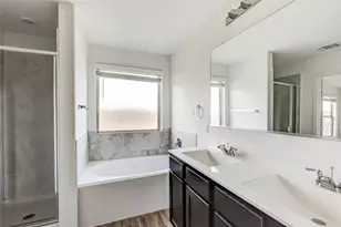 545 Greatest Gift Wy, Jarrell, TX 76537 - Photo 23