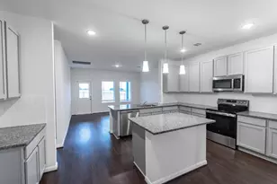 313 Blue Steel Rd, Jarrell, TX 76537 - Photo 5