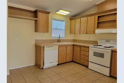 101 Heather Cove, Hutto, TX 78634 - Photo 9
