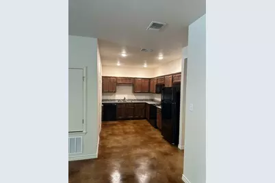 206 E Washington Avenue, Copperas Cove, TX 76522 - Photo 3