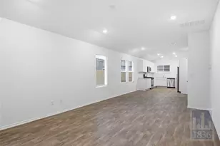 306 Constanza Trl, Bastrop, TX 78602 - Photo 3