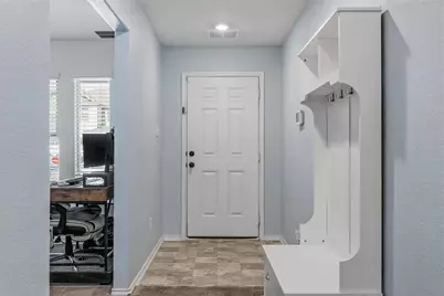 724 Bailey Park Drive, Jarrell, TX 76537 - Photo 5