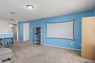 724 Bailey Park Dr, Jarrell, TX 76537 - Photo 23