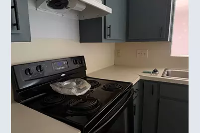 5506 Rose Hill Circle #B, Austin, TX 78745 - Photo 3