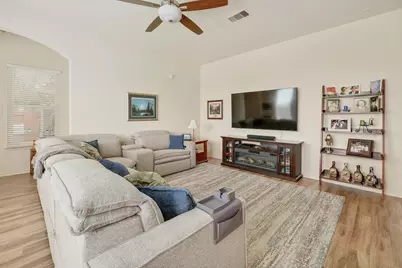 11629 Glen Knoll Drive, Manor, TX 78653 - Photo 3
