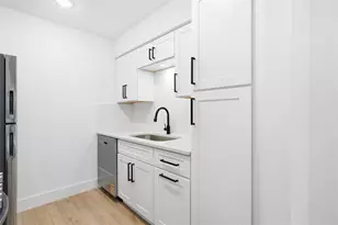 500 E Riverside Dr, Austin, TX 78704 - Photo 13