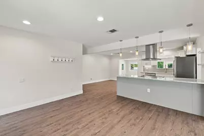 6706 Isabelle Drive, Austin, TX 78752 - Photo 7