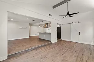 6706 Isabelle Dr, Austin, TX 78752 - Photo 17