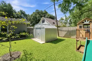 6706 Isabelle Dr, Austin, TX 78752 - Photo 31