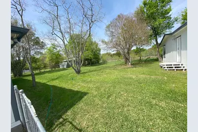 4806 Pecan Springs Road, Austin, TX 78723 - Photo 17