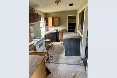 117 Charles Street, Cuero, TX 77954 - Photo 9