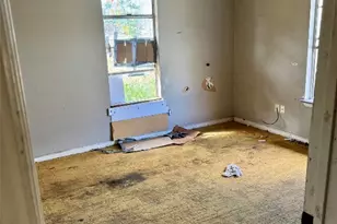 117 Charles St, Cuero, TX 77954 - Photo 11