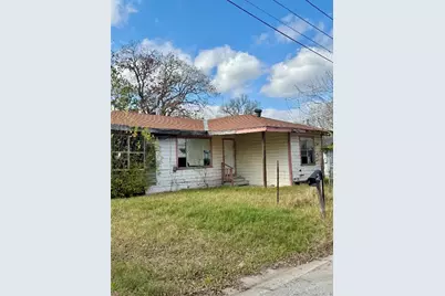 117 Charles Street, Cuero, TX 77954 - Photo 3