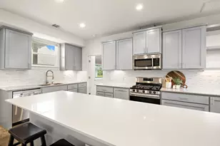 7301 Providence Ave, Austin, TX 78752 - Photo 7