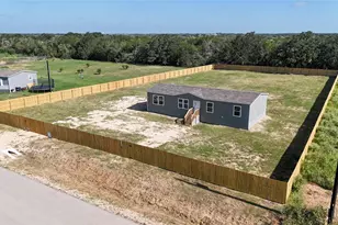 161 Azalea Ct, Dale, TX 78616 - Photo 3