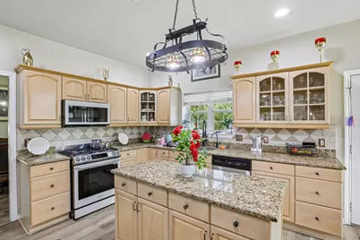137 Trinity Street, Cedar Creek, TX 78612 - Photo 15