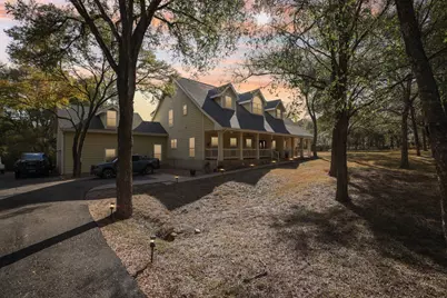 137 Trinity Street, Cedar Creek, TX 78612 - Photo 39