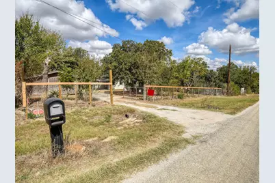 176 Lacy Drive, Elgin, TX 78621 - Photo 3
