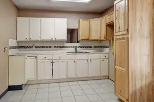 176 Lacy Dr, Elgin, TX 78621 - Photo 17