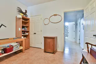 101 Harbour View, Lakehills, TX 78063 - Photo 13