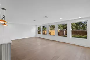 1520 Villanova Dr, Austin, TX 78757 - Photo 7