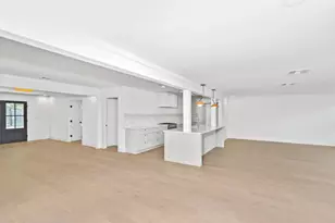 1520 Villanova Dr, Austin, TX 78757 - Photo 13