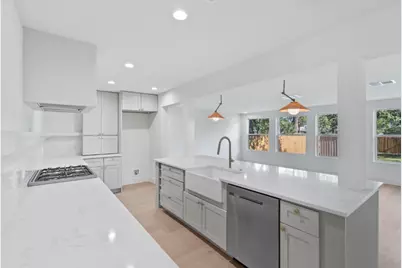 1520 Villanova Drive, Austin, TX 78757 - Photo 11