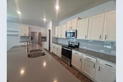 746 Carol Drive, Hutto, TX 78634 - Photo 5