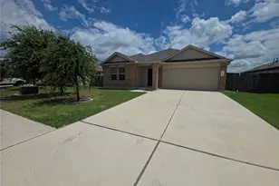 746 Carol Dr, Hutto, TX 78634 - Photo 1