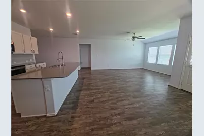 746 Carol Drive, Hutto, TX 78634 - Photo 9