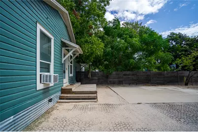 719 Springdale Road, Austin, TX 78702 - Photo 15